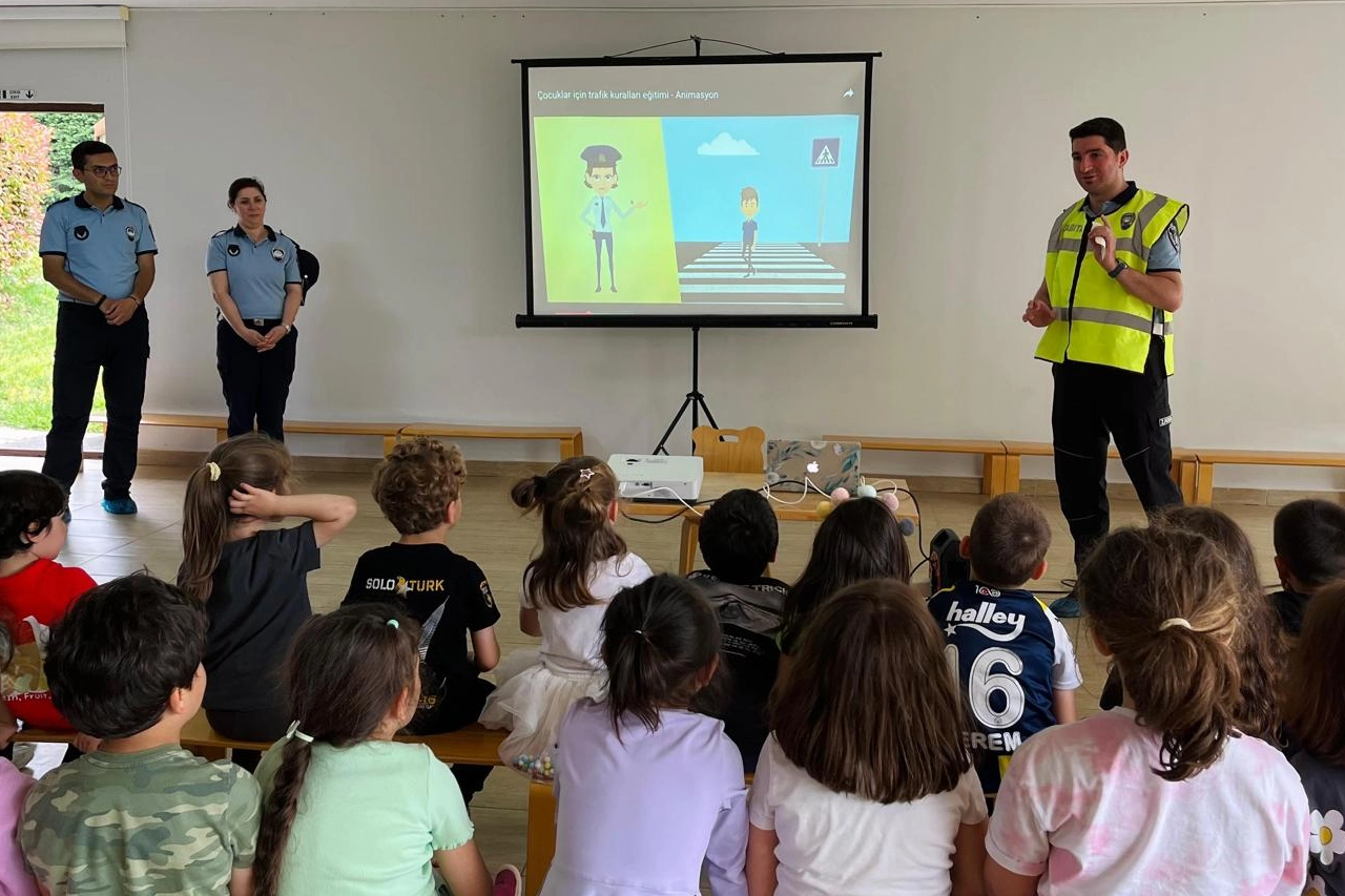 Bursa Zabıtası'ndan çocuklara trafik eğitimi