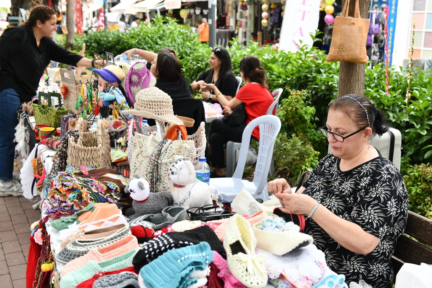 Çiğli’de Anneler Günü renkli etkinliklerle başladı