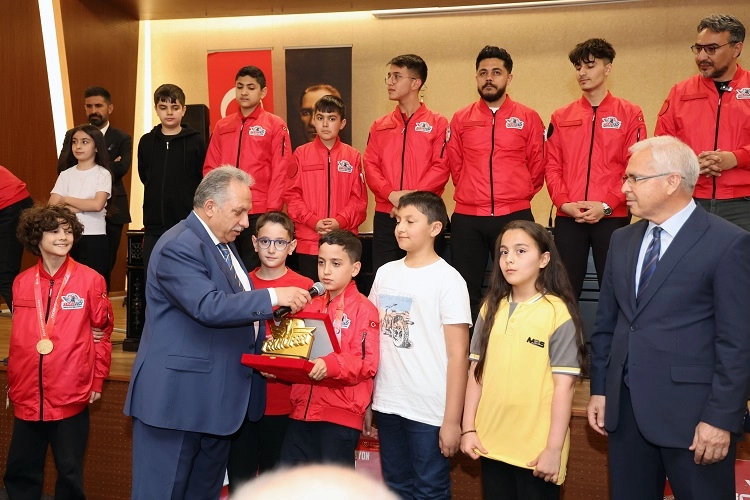 Kayseri Talas Meclisi'ne TEKNOFEST damgası